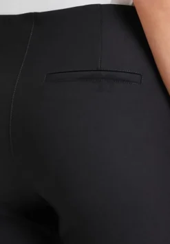 Betty Barclay Broek 241-68122150 Zwart New