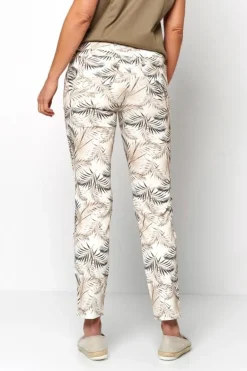 Relaxed by TONI Broek 28-77/2800-40 Beige Hot